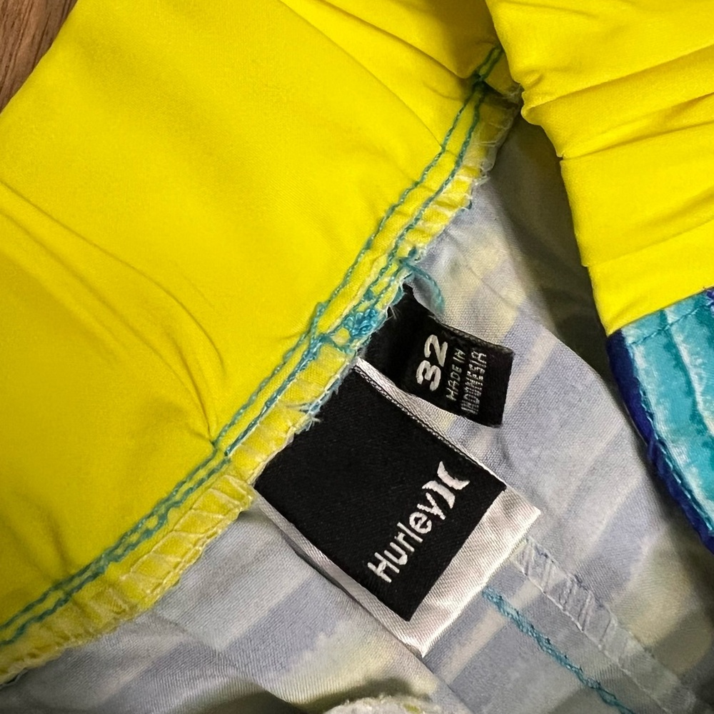 Hurley Women's Swim Trunks Blue and Yellow Stripes Size 32 - Picture 4 of 5